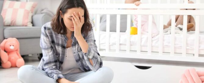 female hormones and depression post-partum